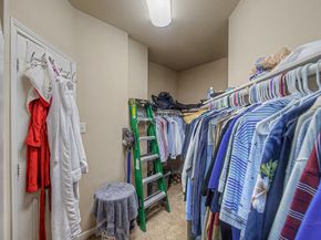 1015 Vaulted Oak Street, Houston TX 77008