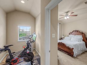 1015 Vaulted Oak Street, Houston TX 77008