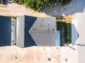 8904 Sunshine Laverne Lane, Houston TX 77080