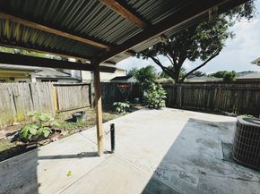 2471 Brandy Mill Rd, Houston TX 77067