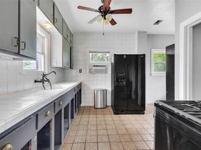 1640 W Alabama Street, Houston TX 77006