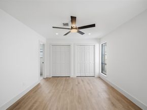 2606 Nantucket Drive, Houston TX 77057