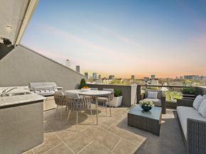 1304 W Dallas Street, Houston TX 77019