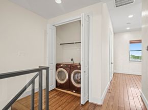 1304 W Dallas Street, Houston TX 77019