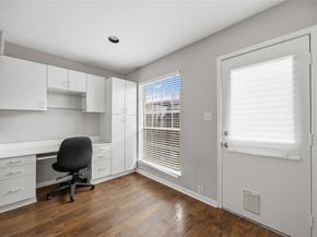 6201 Beverlyhill Street 30, Houston TX 77057