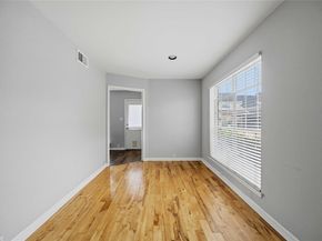 6201 Beverlyhill Street 30, Houston TX 77057