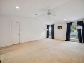 880 Tully Road 13, Houston TX 77079