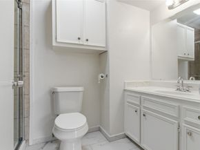 11000 Kinghurst Drive 134, Houston TX 77099