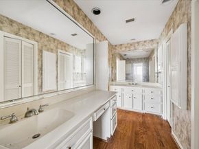 2915 Country Club Boulevard, Sugar Land TX 77478