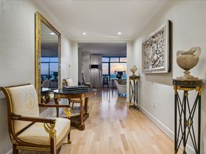 1000 Uptown Park Boulevard 101, Houston TX 77056