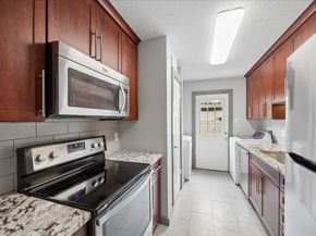 515 Tallowood Road 56, Houston TX 77024