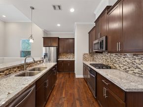 5618 Petty Street A, Houston TX 77007