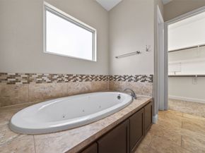 5618 Petty Street A, Houston TX 77007
