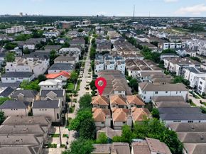 5618 Petty Street A, Houston TX 77007