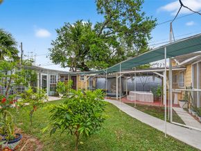 7404 Erath Street, Houston TX 77023