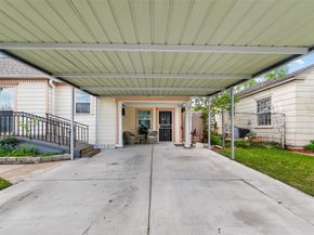 7404 Erath Street, Houston TX 77023