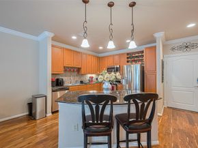 1711 Old Spanish Trail 214, Houston TX 77054