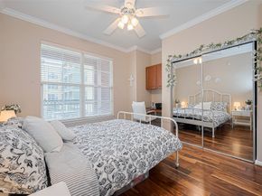 1711 Old Spanish Trail 214, Houston TX 77054