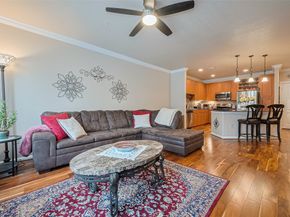 1711 Old Spanish Trail 214, Houston TX 77054