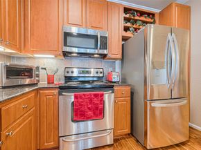 1711 Old Spanish Trail 214, Houston TX 77054