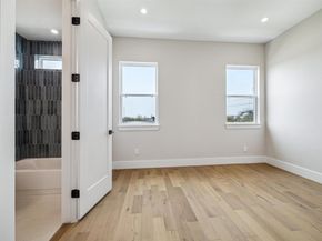 2214 Dennis Street, Houston TX 77004