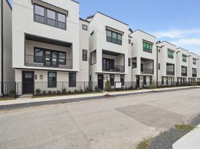 2214 Dennis Street, Houston TX 77004
