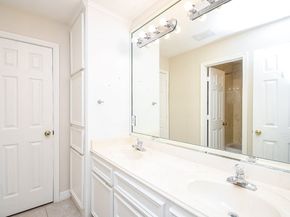 8022 Duffield Lane, Houston TX 77071