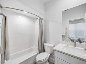 2228 Mcgowen Street, Houston TX 77004