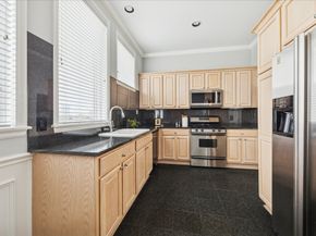 2520 Robinhood 801, Houston TX 77005