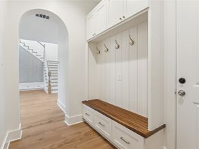 1335 Gardenia Drive, Houston TX 77018