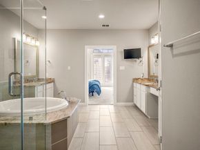 8422 Oak Leaf Point Drive, Houston TX 77055