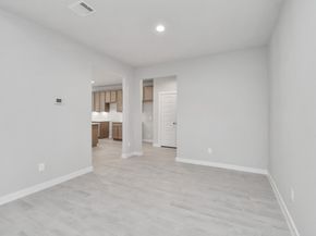 11911 Royal Willow Lane, Houston TX 77066