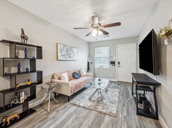 3808 Cochran Street, Houston TX 77009