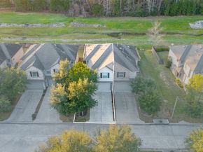 267 Bloomhill Place, Magnolia TX 77354