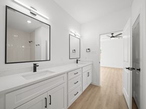 7817 Beckley Street A/B, Houston TX 77088