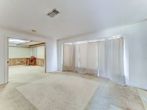 7131 Bellaire Boulevard, Houston TX 77074