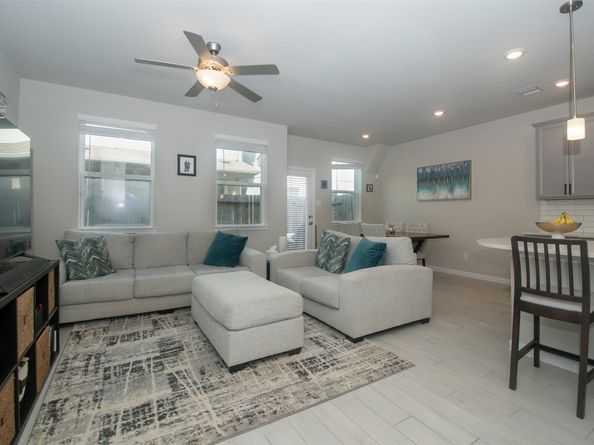 1523 Parkland Oak Drive, Houston TX 77084