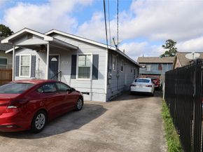 1009 Caplin Street, Houston TX 77022