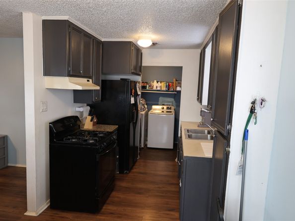 1009 Caplin Street, Houston TX 77022