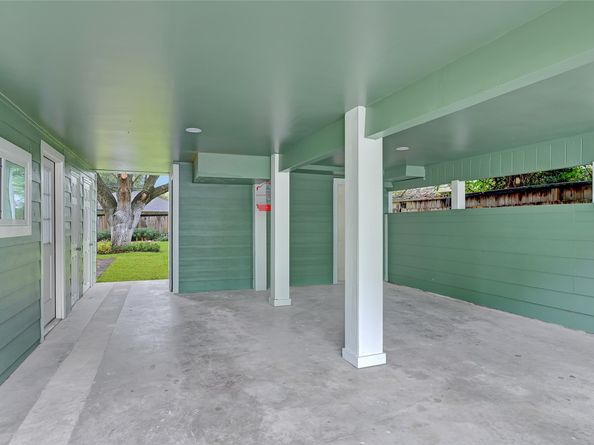 4713 Kinglet Street, Houston TX 77035