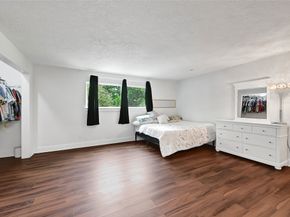 4713 Kinglet Street, Houston TX 77035