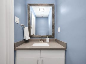 7655 S Braeswood Boulevard 10, Houston TX 77071