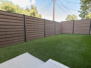 1206 Hamblen Street, Houston TX 77009