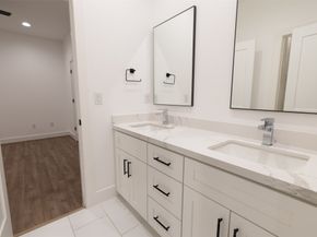 1206 Hamblen Street, Houston TX 77009