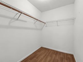 2120 El Paseo Street 1403, Houston TX 77054