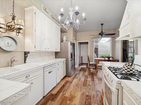 7525 Del Monte Drive, Houston TX 77063