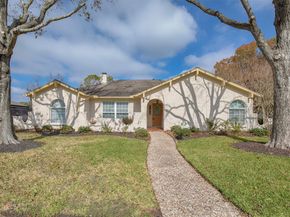 15719 Crestbrook Drive, Houston TX 77059