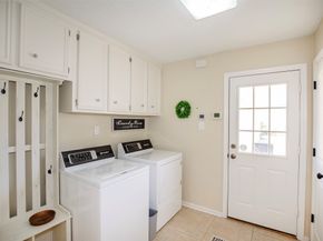 15719 Crestbrook Drive, Houston TX 77059