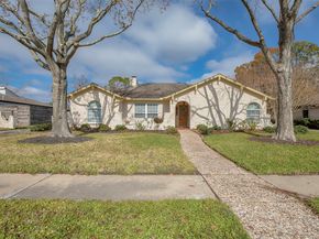 15719 Crestbrook Drive, Houston TX 77059