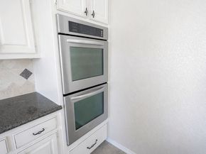 702 Epperson Way, Sugar Land TX 77479